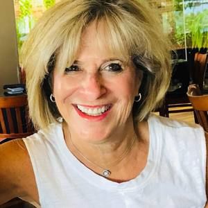 Meet your Posher, Cindy